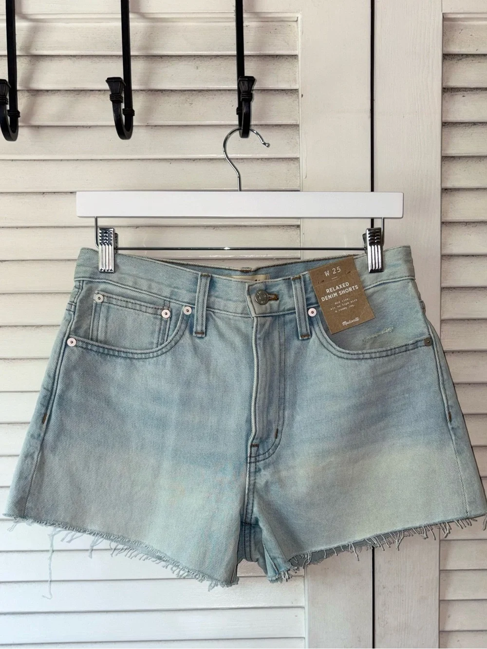 NWT Madewell Relaxed Denim Shorts 25 Light Wash Mid Rise Raw Hem